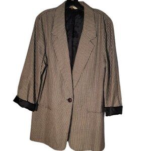 Women's Requirements Single Button Beige & Navy Houndstooth Blazer